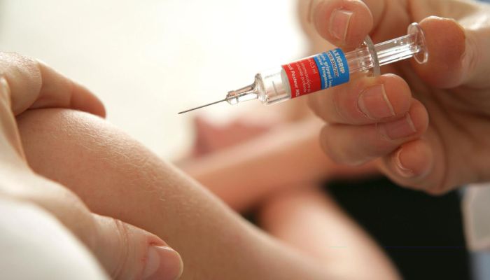 Influenza e Covid-19, in arrivo il vaccino combinato a mRNA di Moderna