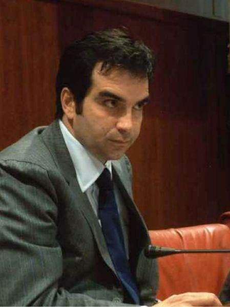 Sanità, «il governo cerca un commissario compiacente»