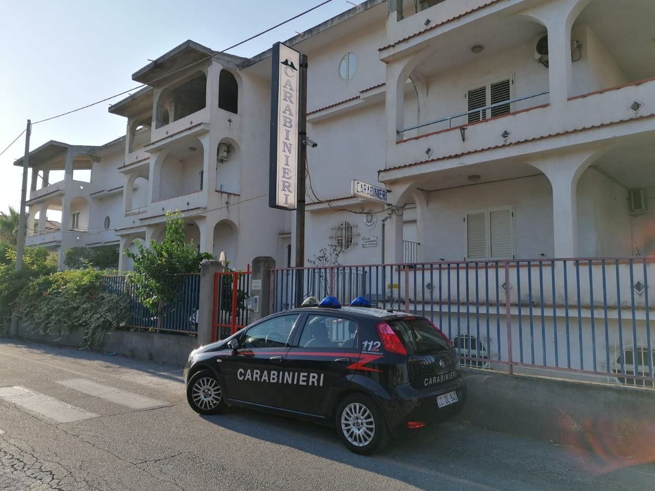 Minacce a consigliere comunale di Bova, divieto di avvicinamento per due coniugi