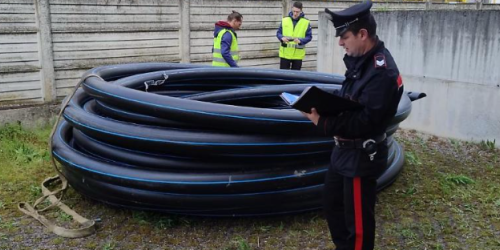 operaio colpito da un tubo