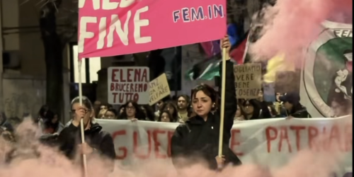 «Meno mimose, più diritti». Cosenza scende in piazza per le donne