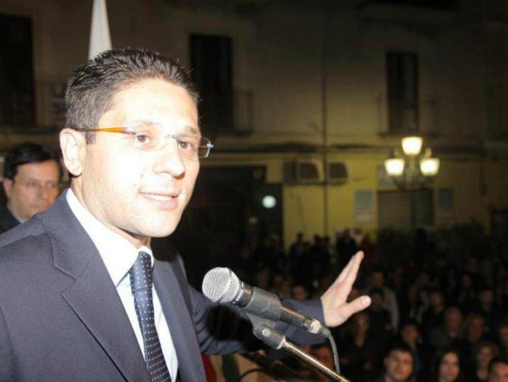 Minacciò il sindaco di Paola, denunciato