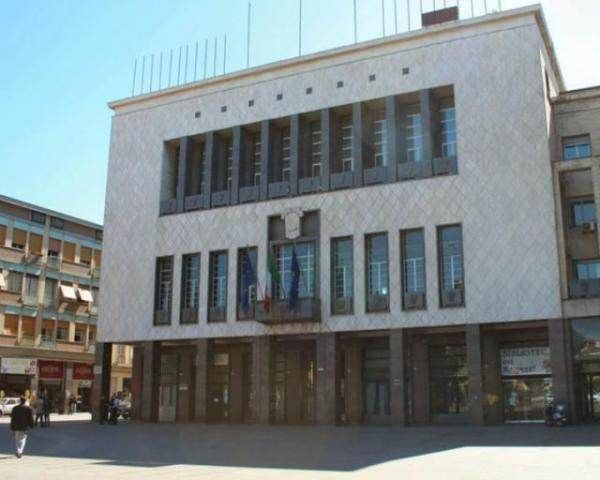 Finanza al Comune di Cosenza, indagato un funzionario