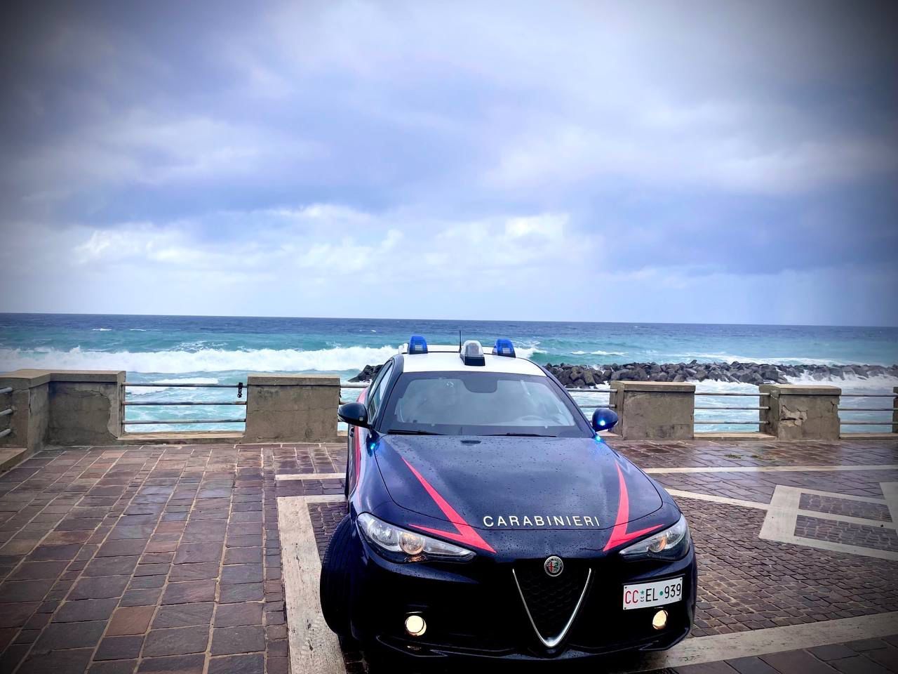 Controlli sulle spiagge a Ricadi: tre gestori denunciati per occupazione abusiva del demanio marittimo