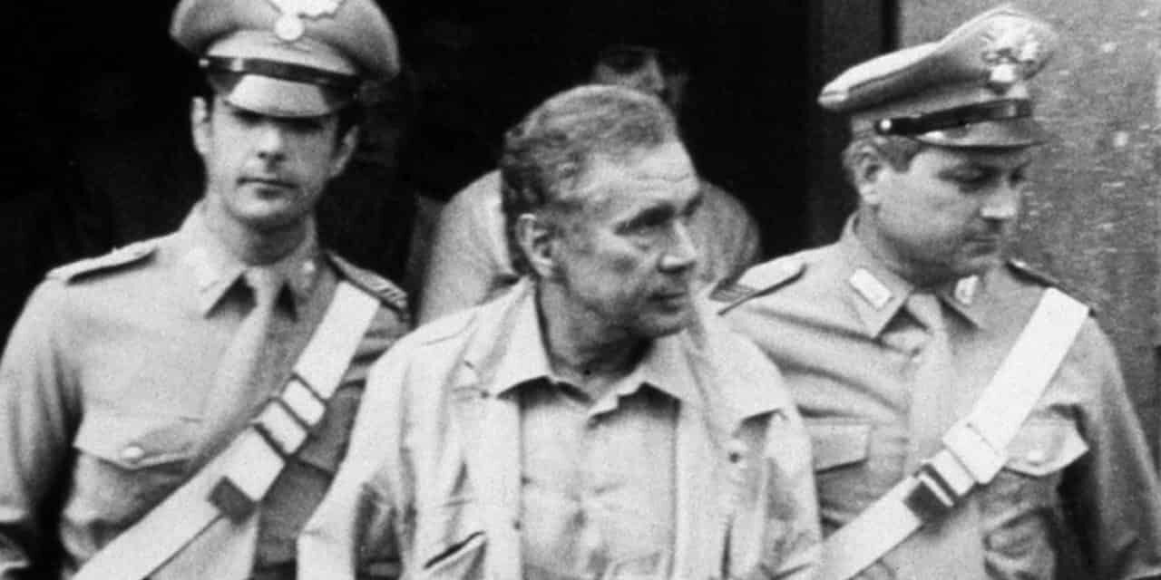 «Quel sangue di Tortora macchiato dal vento»