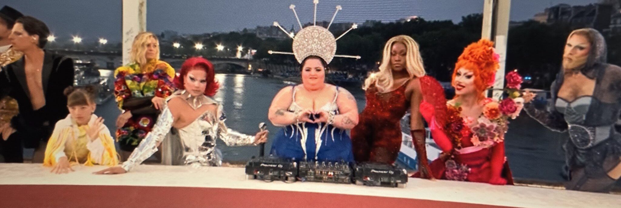 Salvini contro la cerimonia di Parigi 2024: «Francesi squallidi»