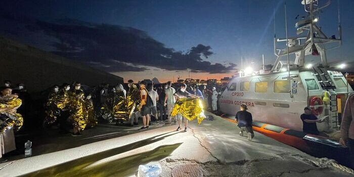 Sbarco a Le Castella, in carcere uno scafista egiziano