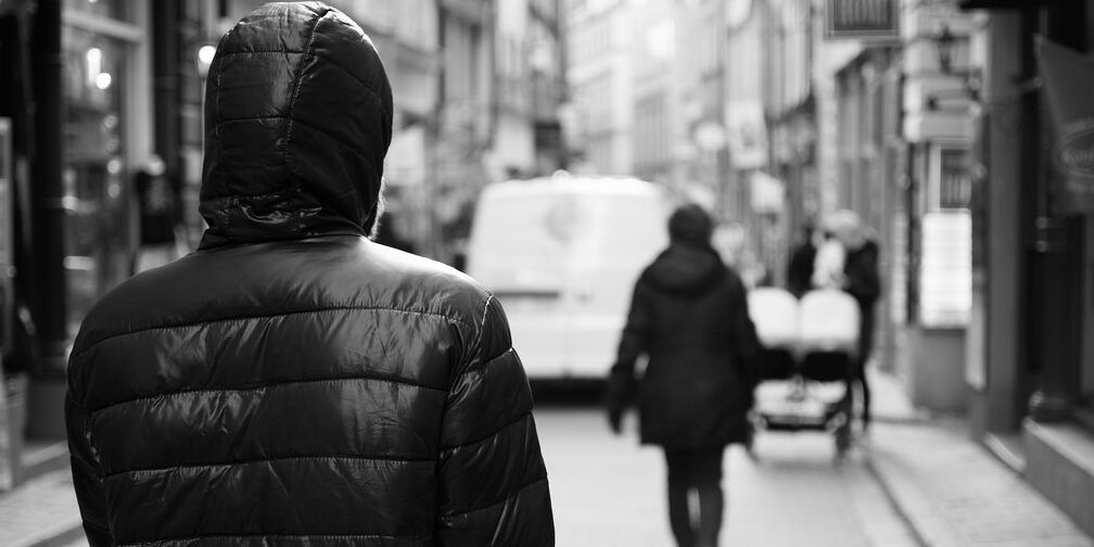 Perseguita la ex e il compagno: «Faccio una strage». Condannato un avvocato di Acri