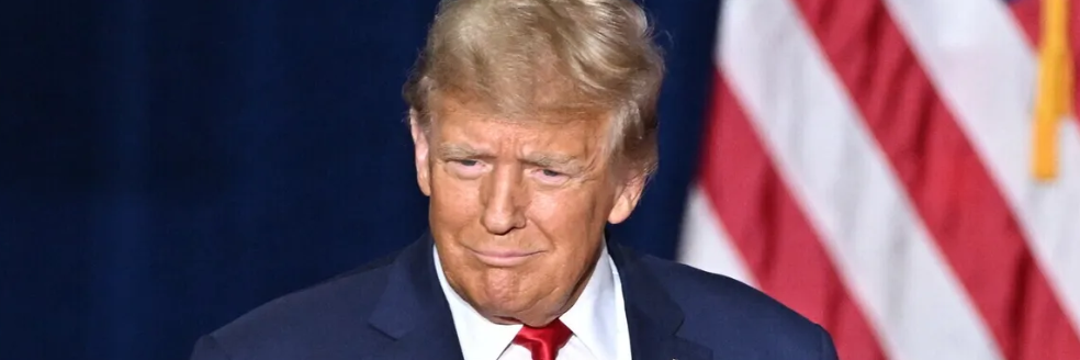 Trump valuta l’attacco: «Iran si arrenda senza condizioni»