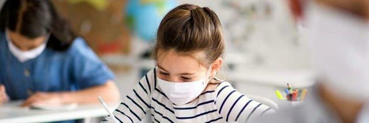 Obbligo di mascherine, si chiede lo stop per le scuole
