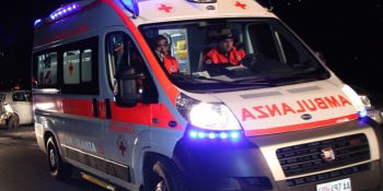 Incidente stradale a Belmonte Calabro, scontro violento tra due auto sulla Statale 18: sei feriti