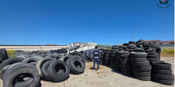 Crotone, maxi deposito abusivo di rifiuti speciali: sequestrata area da 500 mq