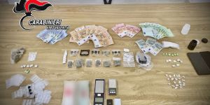 Era agli arresti domiciliari ma continuava a spacciare, arrestato un 39enne nel Vibonese