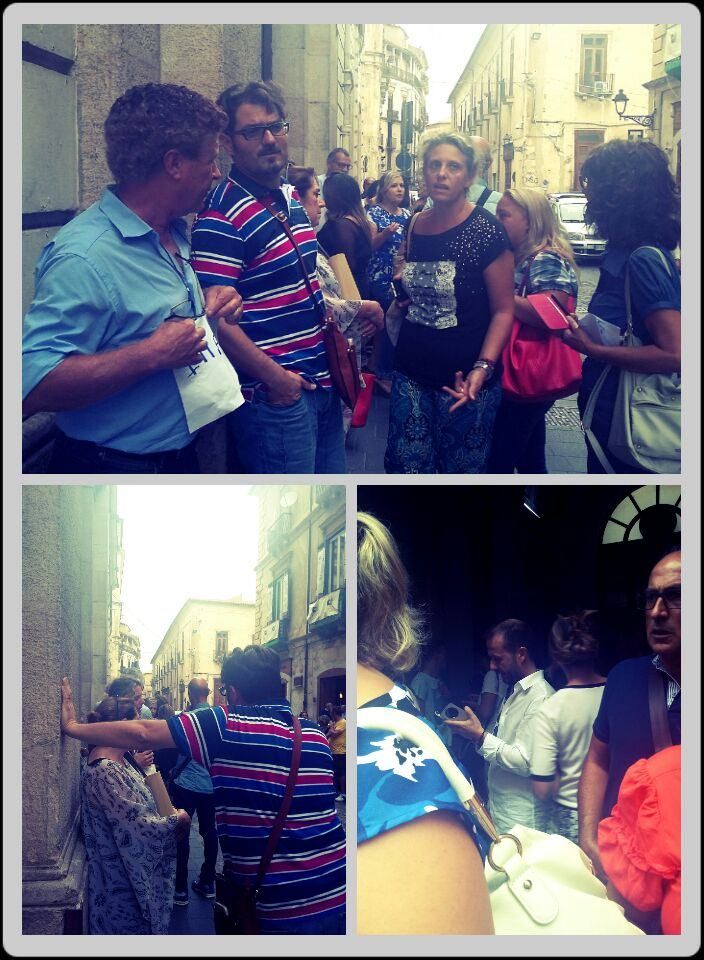 «La scuola non può iniziare senza i docenti deportati»