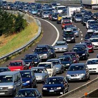 A3, incidente in galleria provoca un lungo incolonnamento