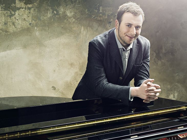 Raphael Gualazzi a Cosenza per la penultima serata di Invasioni