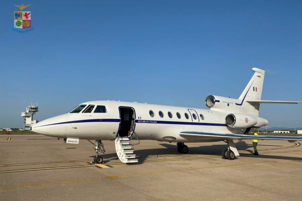 Volo salva vita dell’Aeronautica per un’adolescente di Reggio Calabria