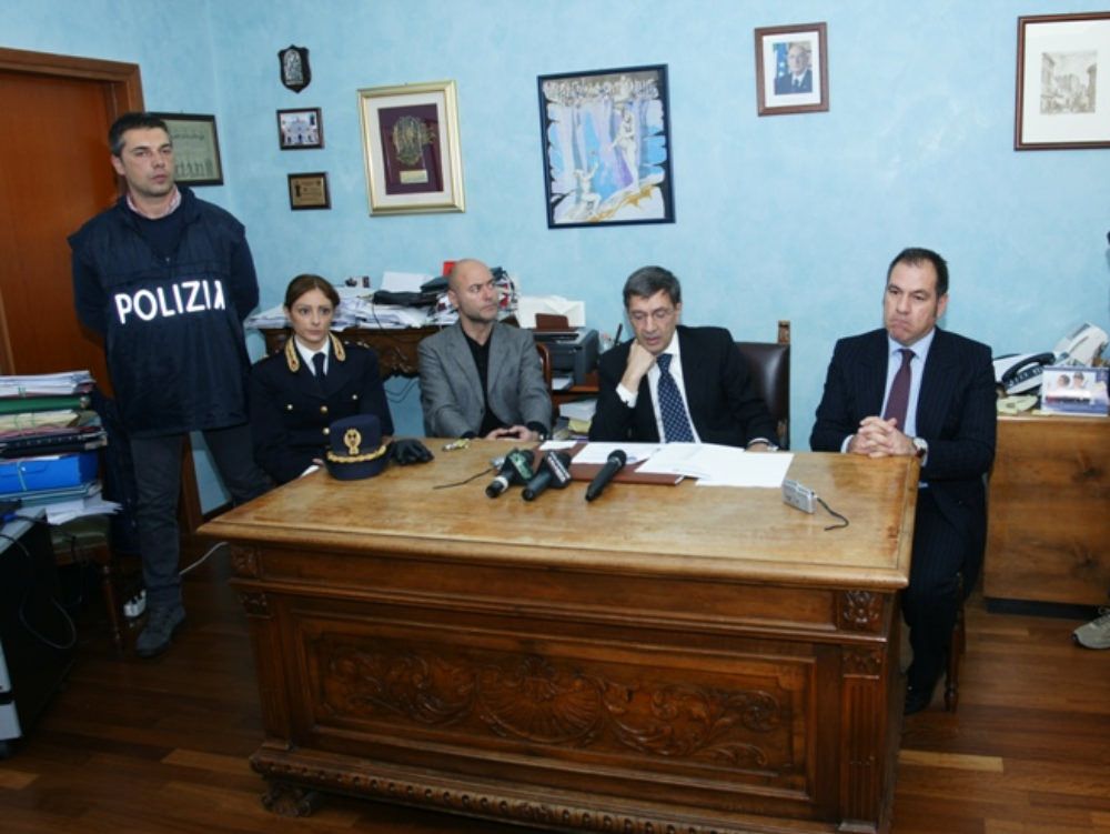 Lamezia, due fermi per l`omicidio Villella