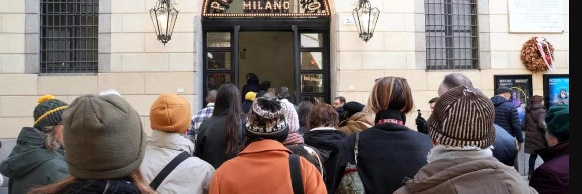 Girasoli e musica al Piccolo Teatro per Ornella Vanoni