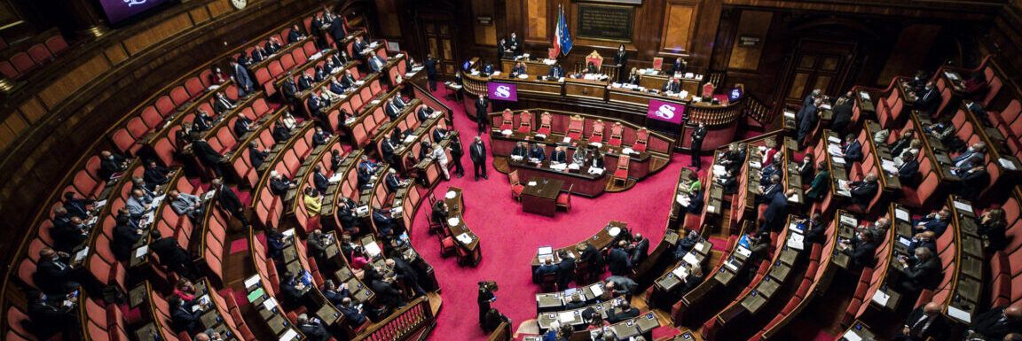 Dl Aiuti, “sì” del Senato alla fiducia, senza i 5S. Draghi da Mattarella