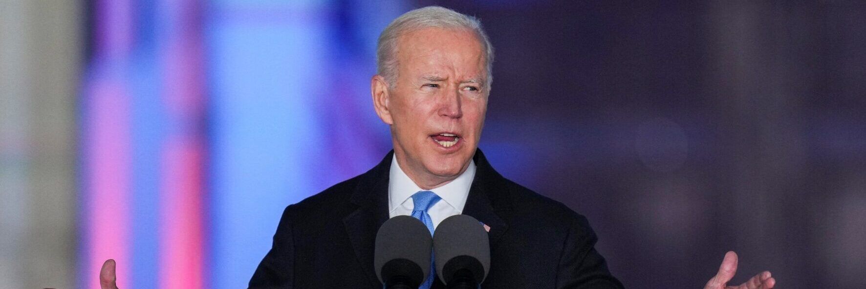 Biden incontra i profughi ucraini: «Putin è un macellaio»