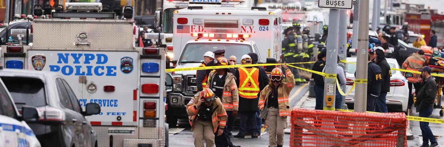 New York, spari nella metro: 16 feriti. «Non è terrorismo» – VIDEO