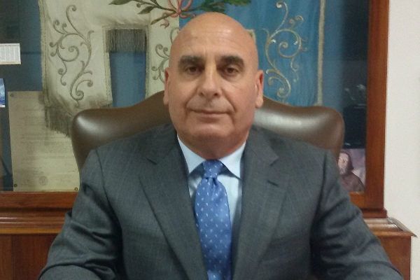 A Bisignano l’ex sindaco (condannato) candida la figlia