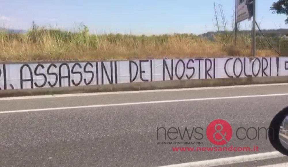 Vigor Lamezia, lo sfogo dei tifosi: «Assassini dei nostri colori»
