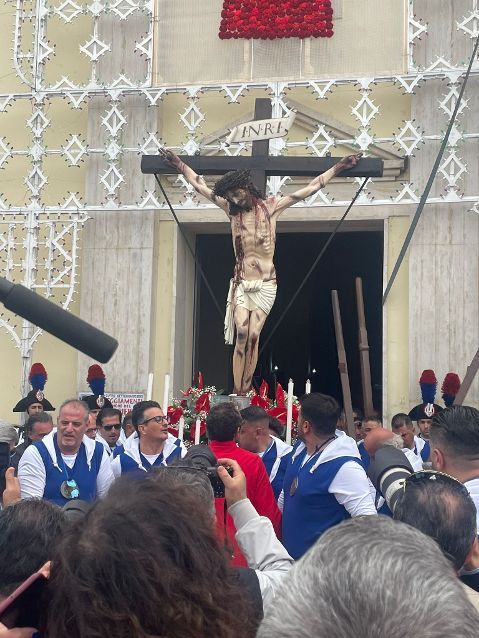 Mancuso a Cutro per il settennale del Crocifisso