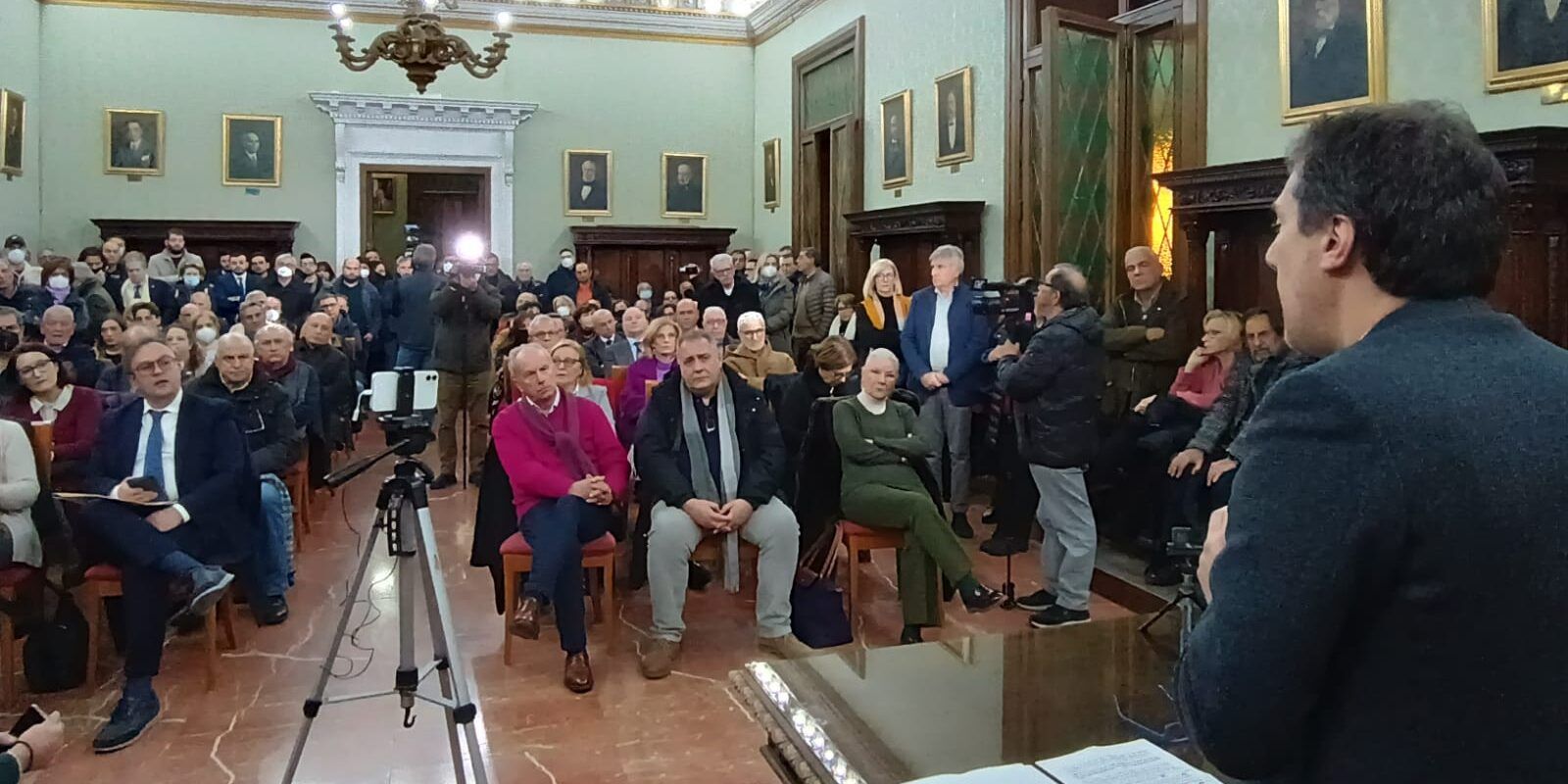 Medicina e “Dulbecco”, Fiorita indossa l’elmetto: «Pronti alla battaglia legale»