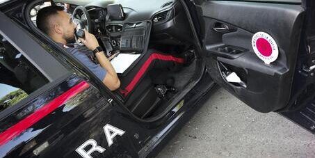 Minaccia un minore con una pistola giocattolo, arrestato a Lattarico un 26enne di Cassano