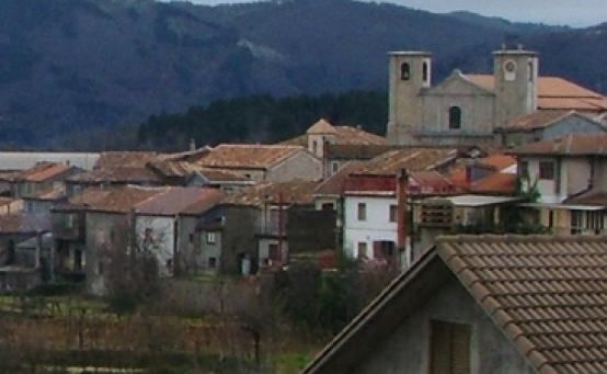 Danneggiata l’auto di un giornalista nel Vibonese