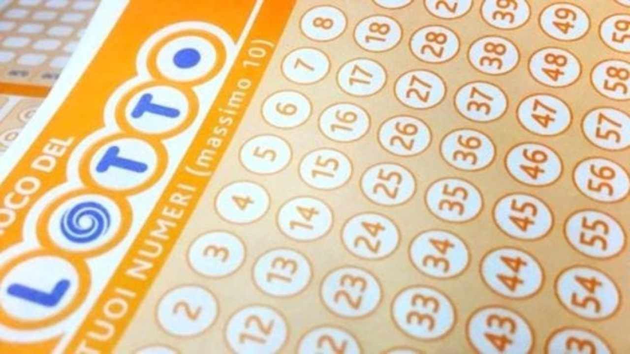 La fortuna bacia Crosia: vinti 25 mila euro al Lotto