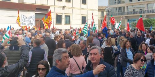 tirocinanti-protesta-catanzaro-7-maggio