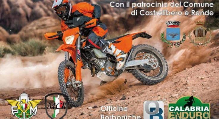 Una gara di enduro tra percorsi difficili ed emozionanti