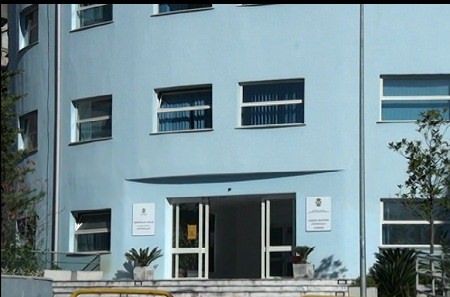 Infermiera positiva a Castrovillari, sospesi i ricoveri in Cardiologia