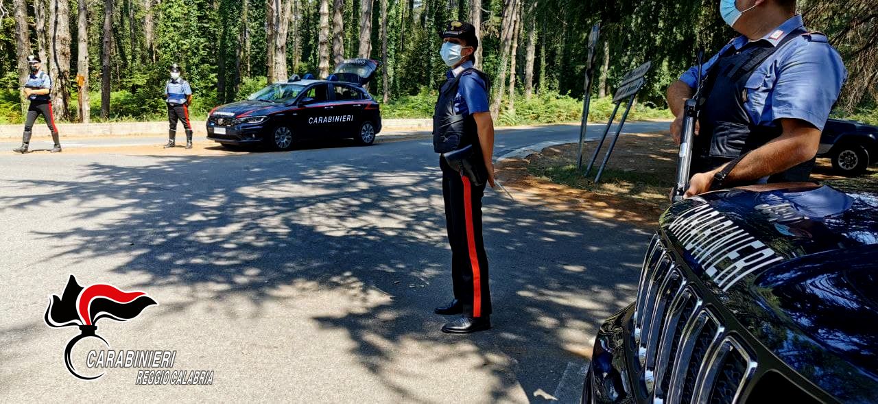 Taurianova, patenti ritirate e armi sequestrate. Positivo al Covid viola la quarantena