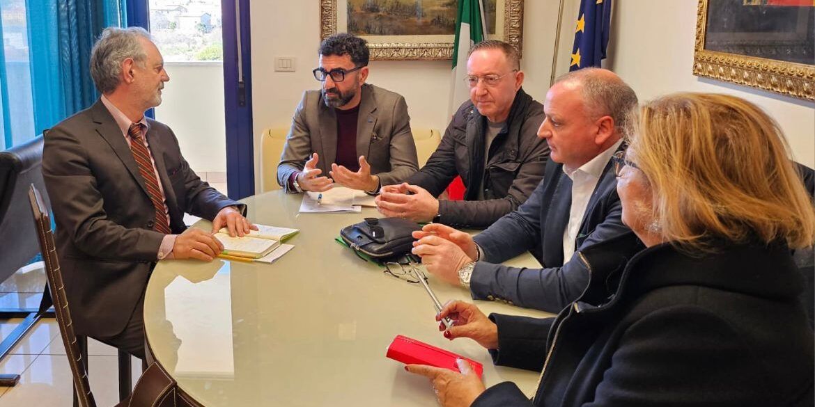 Crotone, i sindacati a confronto con il commissario dell’Asp Brambilla
