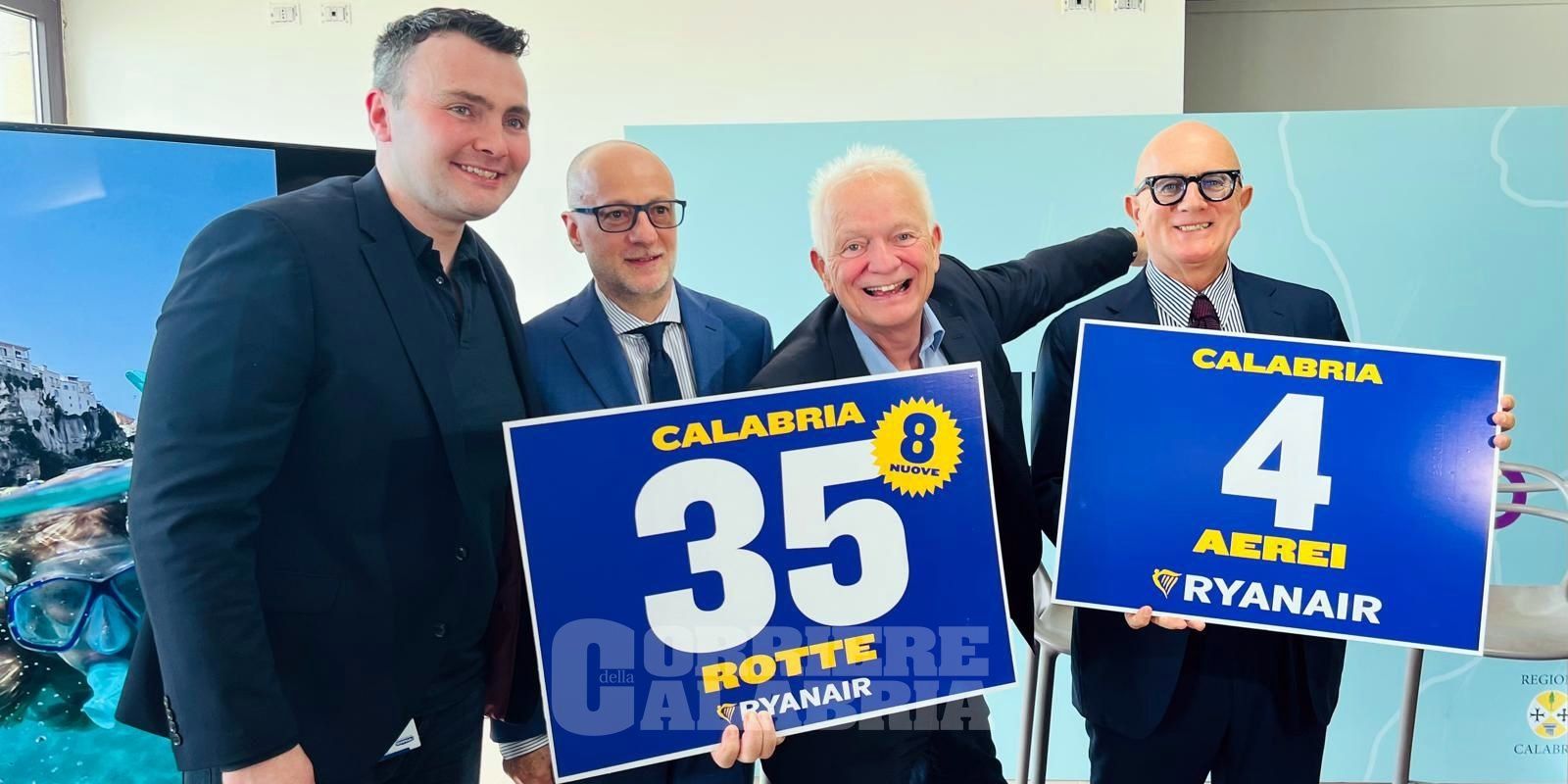 Ryanair in Calabria, il successo in cifre: 35 rotte e 4 aerei per oltre 3 milioni di passeggeri l’anno