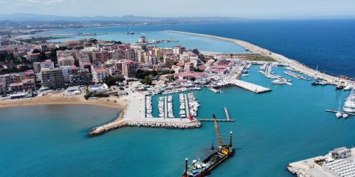 porto di crotone lavori