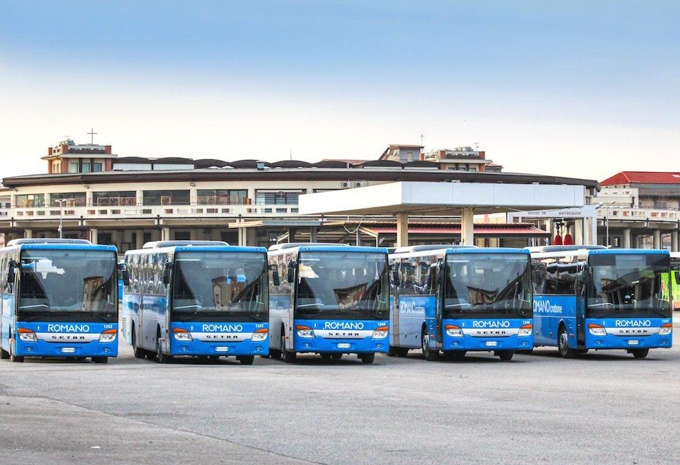 Crotone, autista di un bus aggredito dopo aver richiesto il biglietto