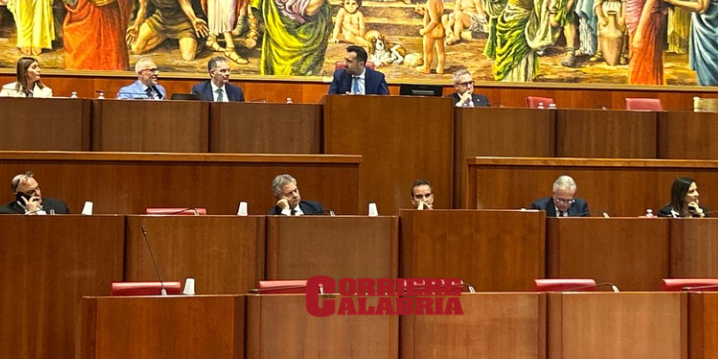 Regione, via libera in prima lettura alla legge sulla eliminazione dei sottosegretari