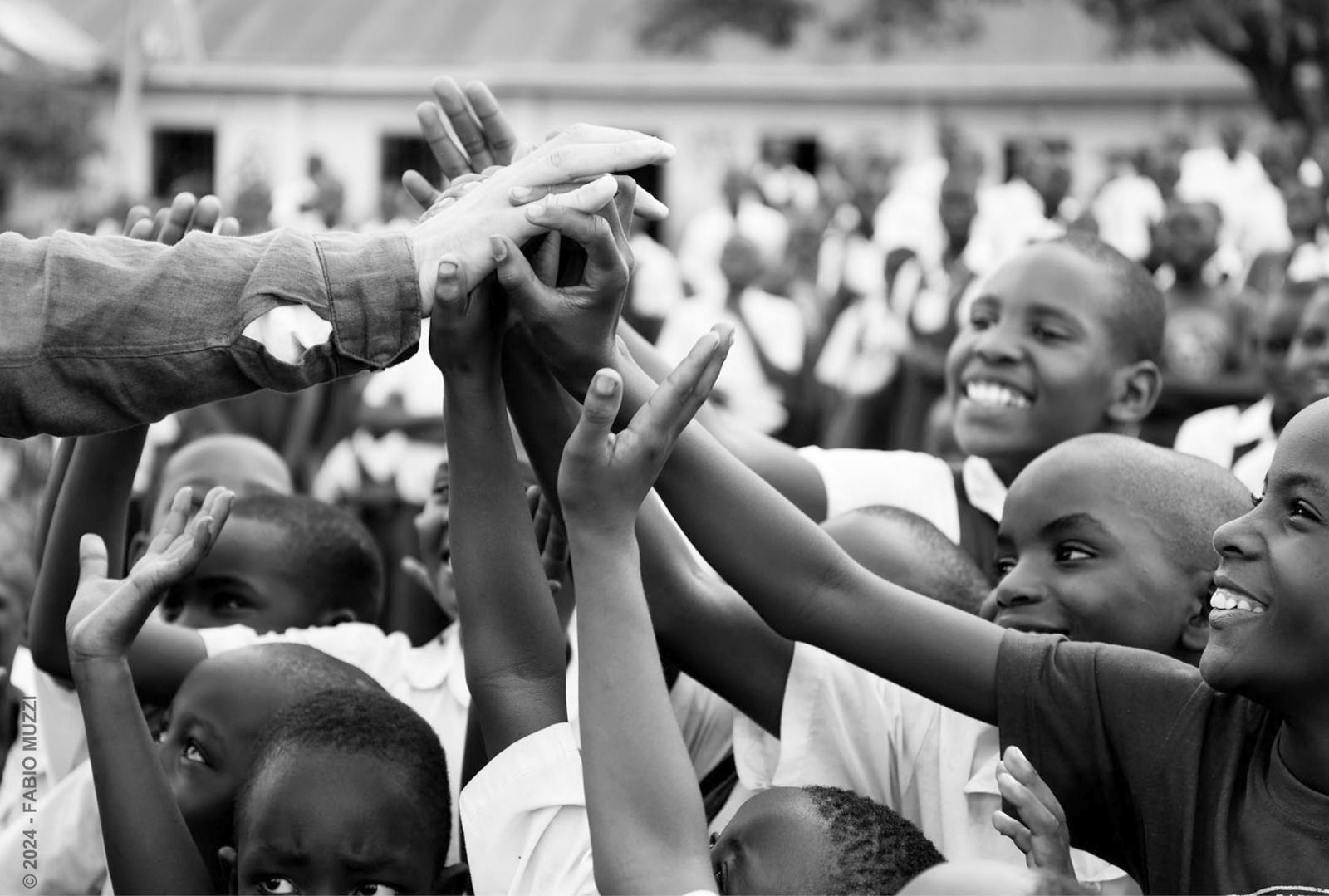 La missione in Uganda e la “città ecclesiale”, una mostra per ricordare Padre Paolino Tomaino – FOTO