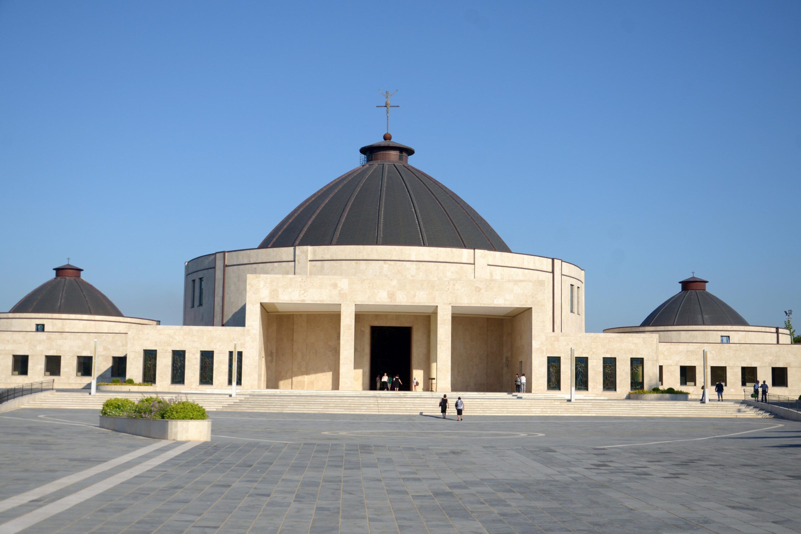 Il 6 agosto la consacrazione della chiesa di Natuzza a Paravati