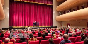 Teatro di Vibo, si alza il sipario: sold out e grande emozione per l’inaugurazione – FOTO