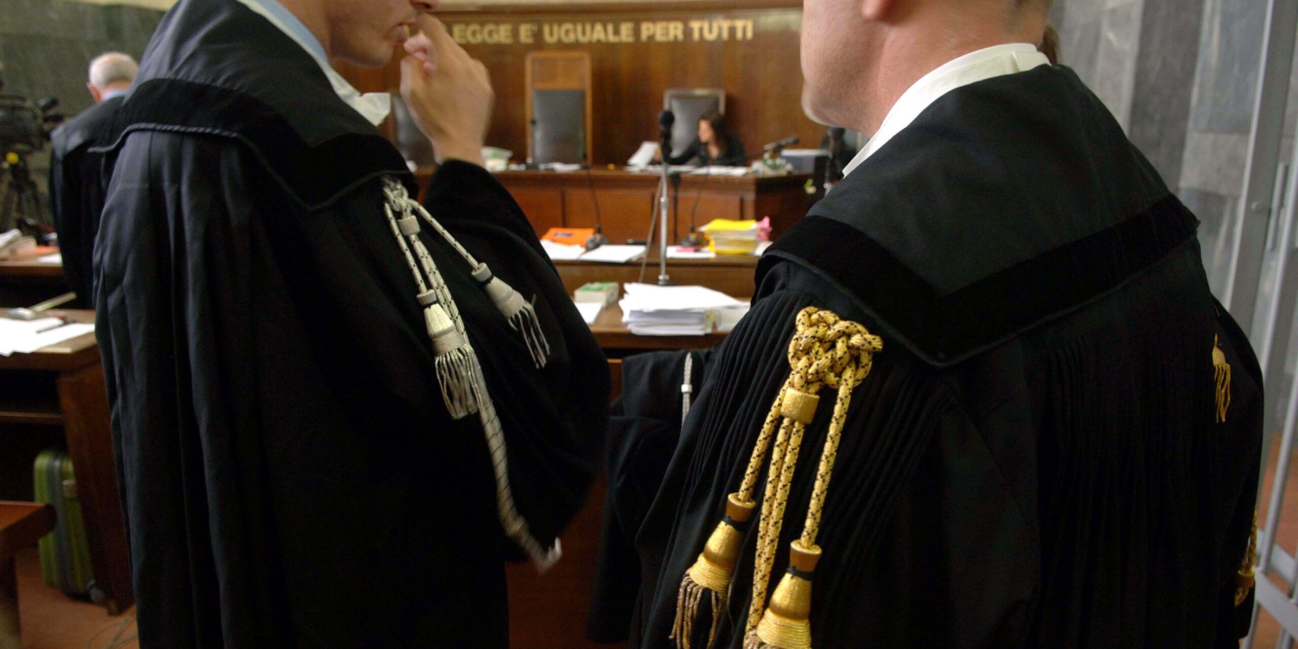 Avvocati in piazza il 19 aprile. «Iniziativa a tutela della professione»