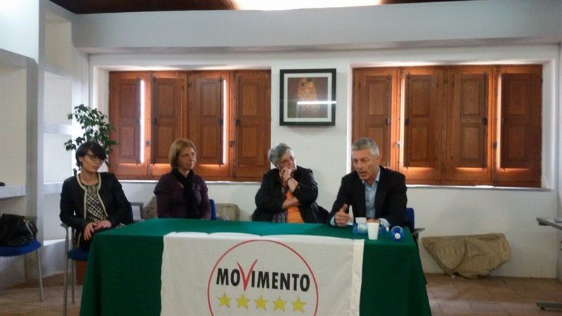 Capo Colonna, Morra: «Franceschini ipocrita»