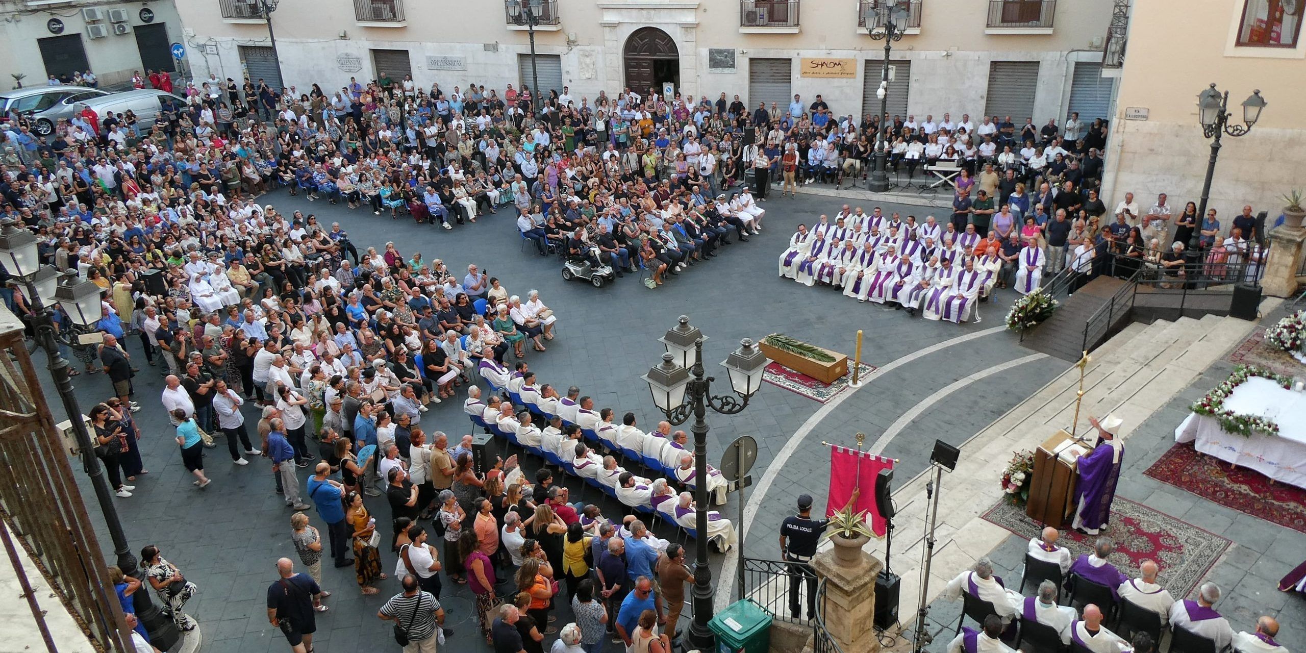 A Crotone l’ultimo saluto a monsignor Cantafora