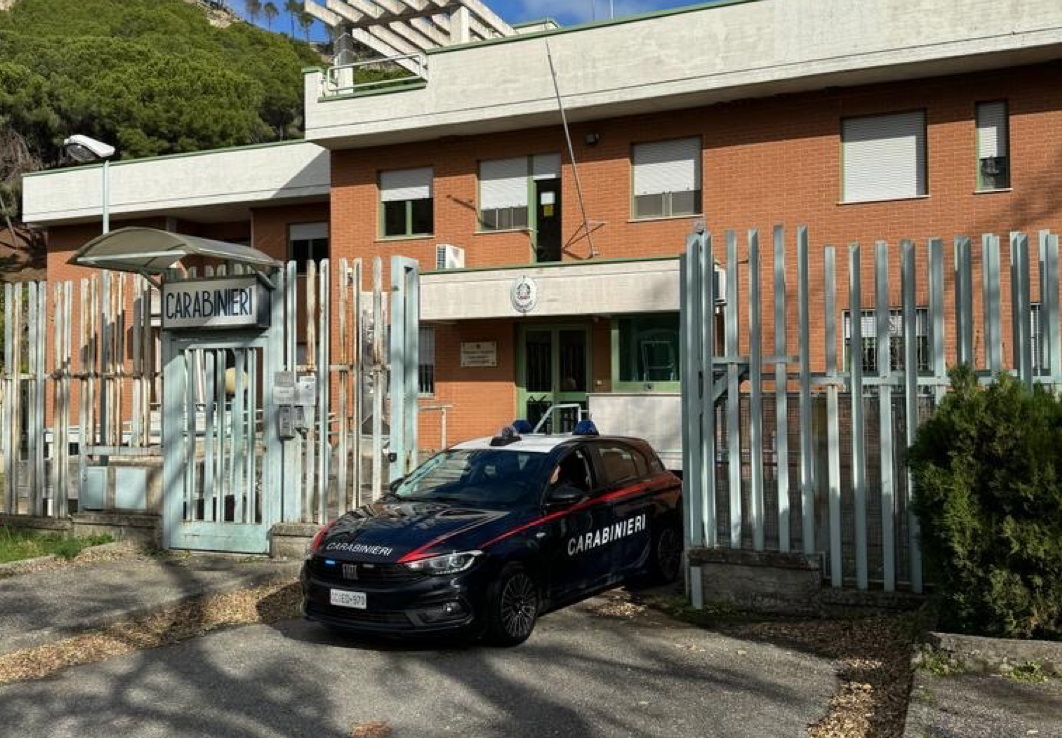 Sorpreso a smaltire rifiuti speciali nel Calopinace, denunciato un 34enne