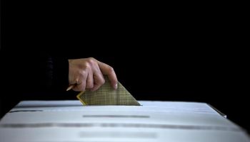 Cerva, Tropea e il “caso” Acquaro: i Comuni al voto dopo lo scioglimento per infiltrazioni mafiose